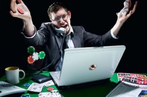 Advantages of online poker